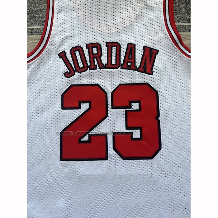 Maglia Chicago Bulls Michael Jordan No 23 Mitchell & Ness 1997-98 Bianco Firmada
